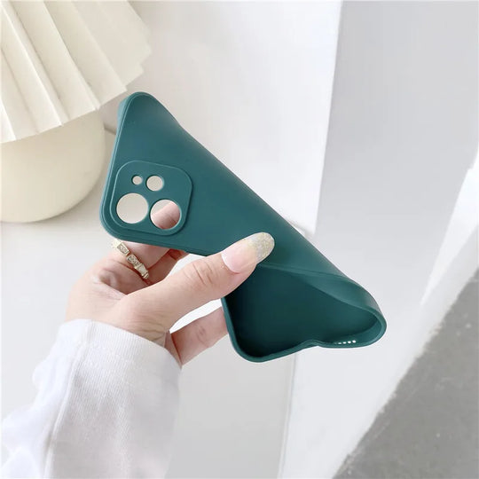 Coque de téléphone en silicone ultra fine et résistante aux chocs pour iPhone.