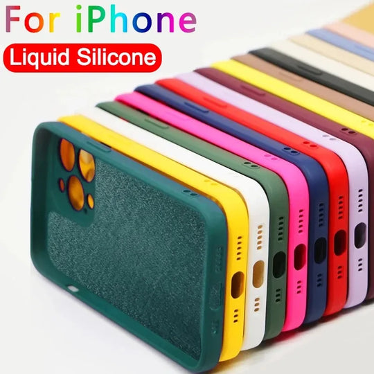 Coque souple carrée en silicone pour iPhone. 